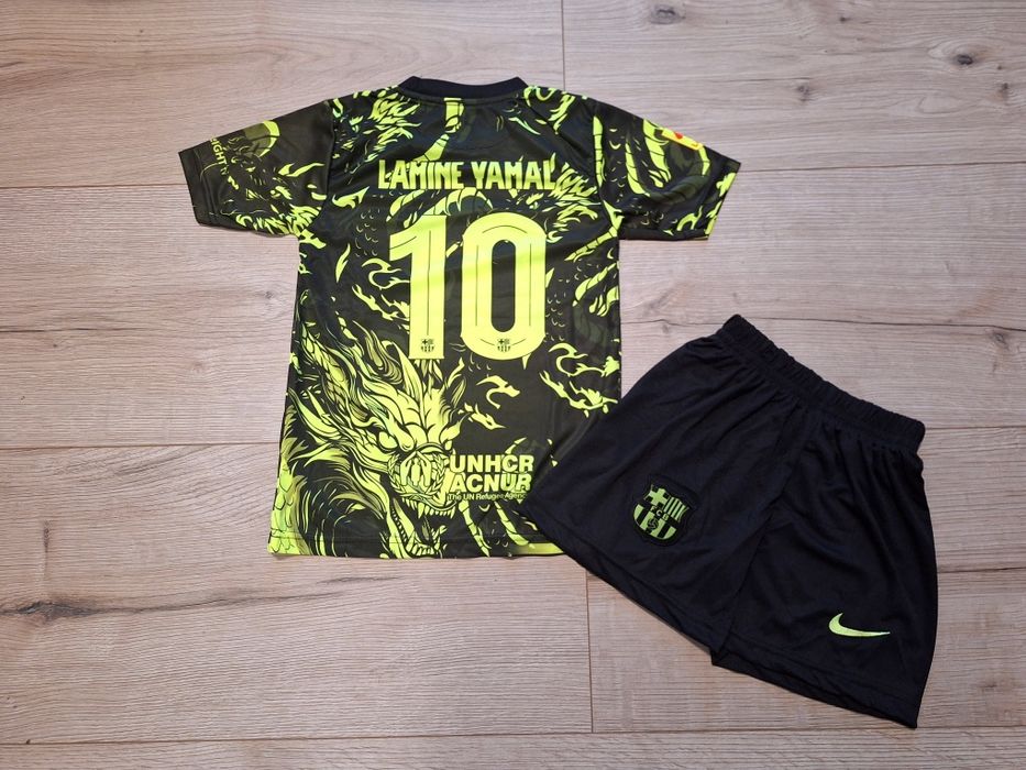 Детски екип на Барселона #Ламин Ямал #10# специално издание!
