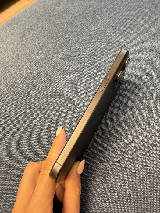Iphone 15 Promax Black Titanium, 256GB, blocat in Orange