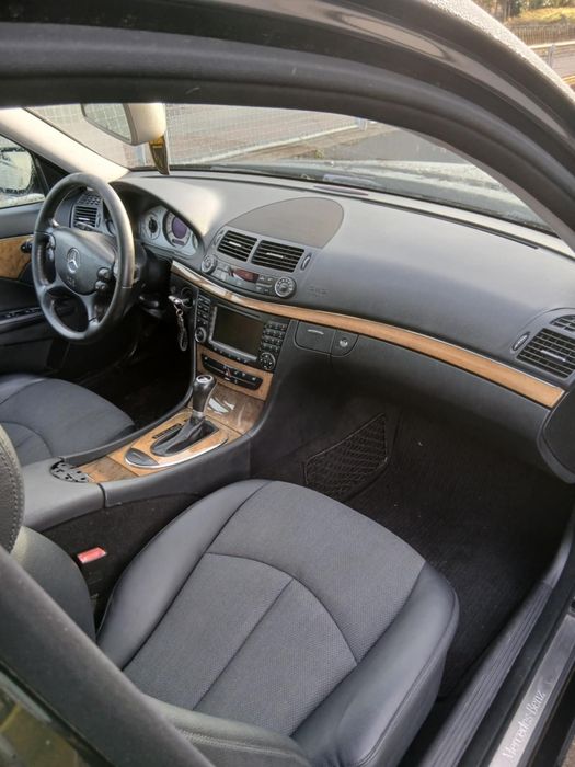 Мерцедес Е280 190 к.с