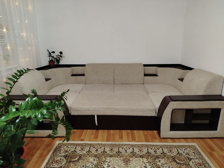 Продам    диван.