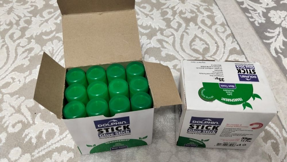 Новый по 35 гр карандаш клей 22 штук