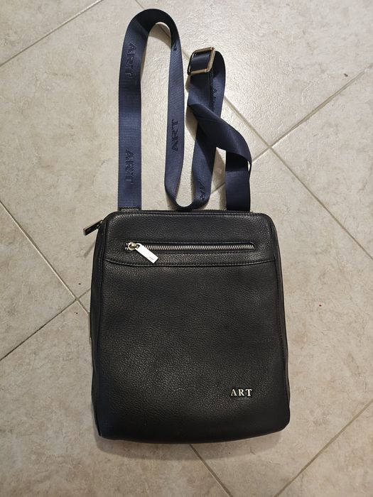 Кожена чанта за през рамо Арт 93