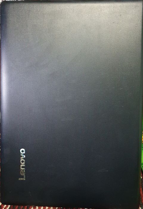 Lenovo 2018 plastik korpus