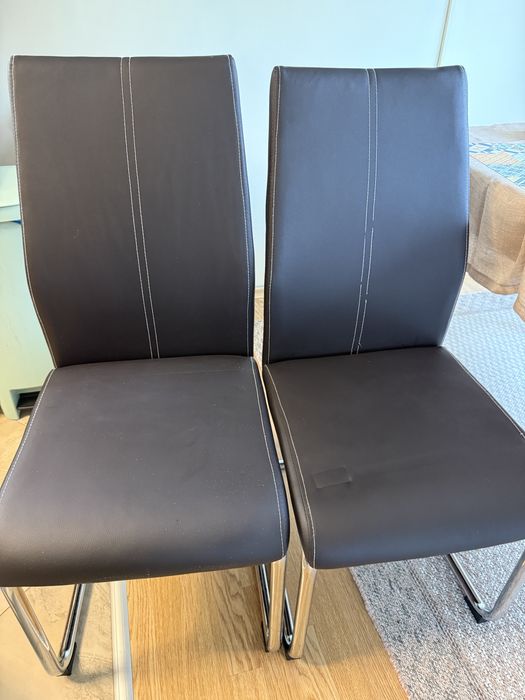 Два Трапезни Столове