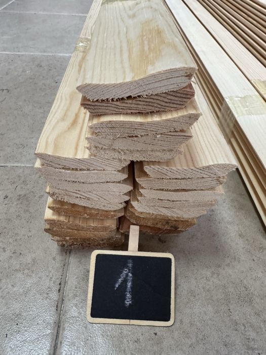 Дървени первази за под и таван