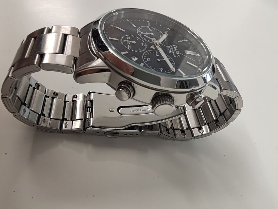 Ceas pulsar cronograf Quartz cod unic 556