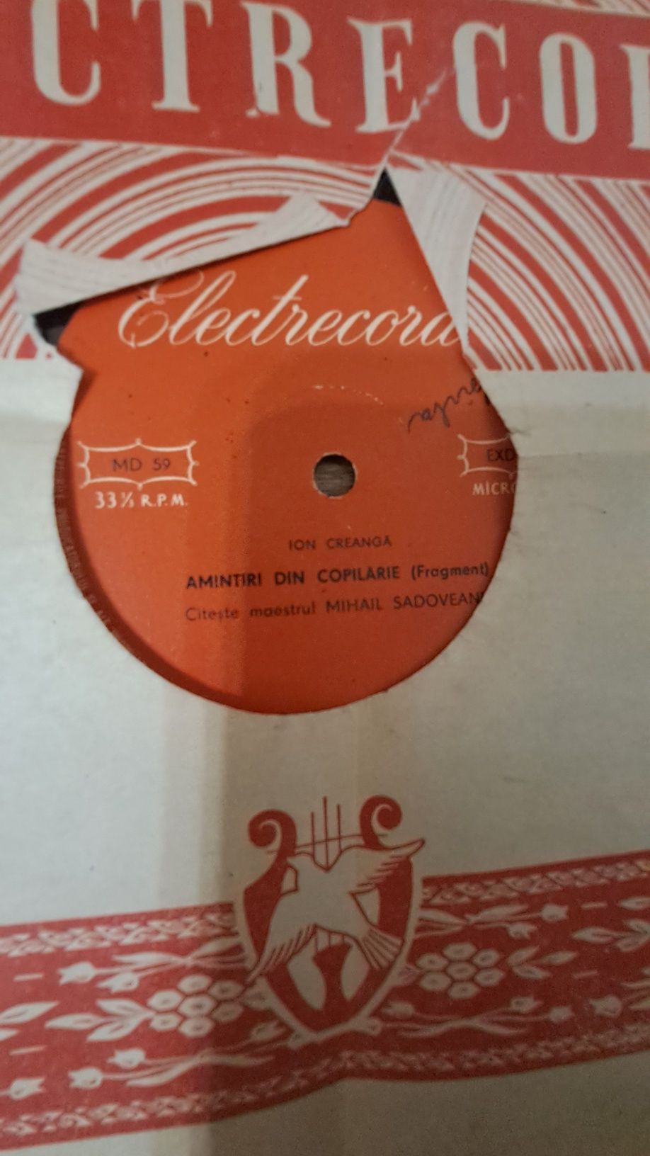 Lot 43 de viniluri mijlocii