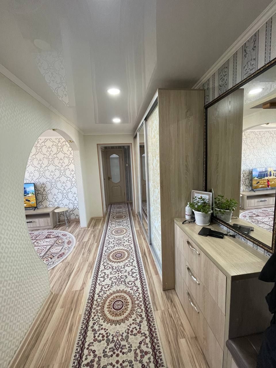 Продам 3 комнатную квартиру