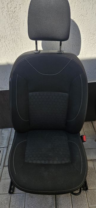 Scaune fata Dacia Logan ll