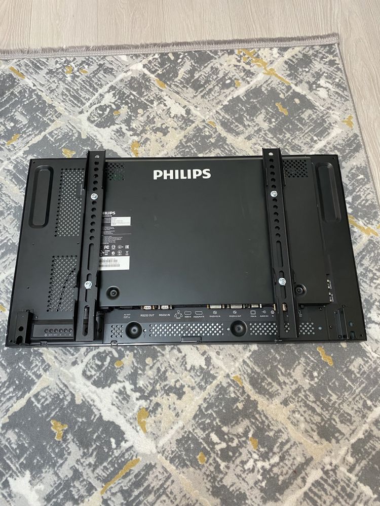 Vând monitor Philips profesional