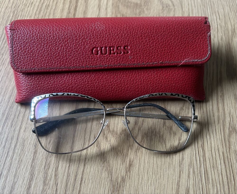 Диоптрични рамки за очила Guess