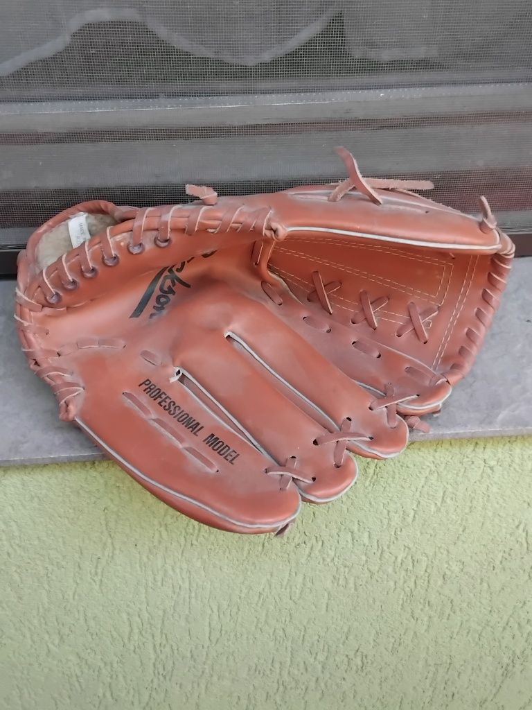 Mănușă baseball nou