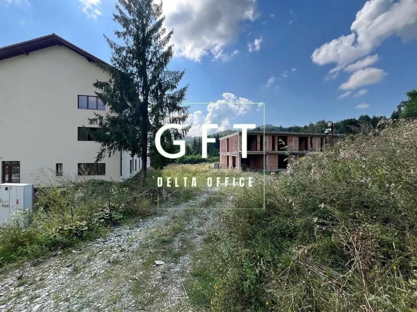 Teren intravilan, 821 mp, Colibita