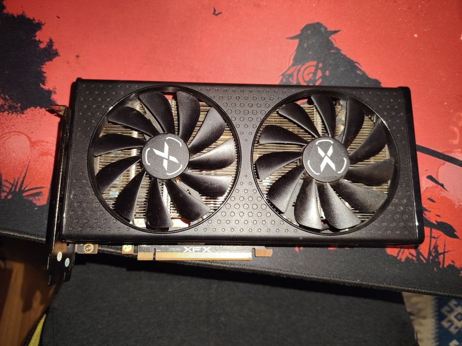 XFX Radeon™ RX 6600 SPEEDSTER SWFT {vândut}