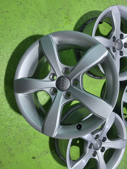 15 5x100 Audi A1 Vw лети джанти 5х100 ауди а1