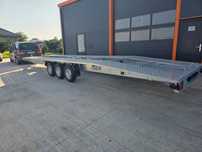 Vând remorci si platforme auto simple si duble de la 750 kg la 3500 kg