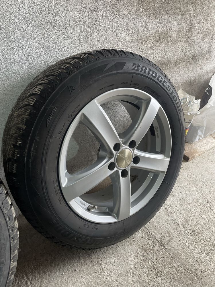 Зимни гуми с джанти 17 BRIDGESTONE