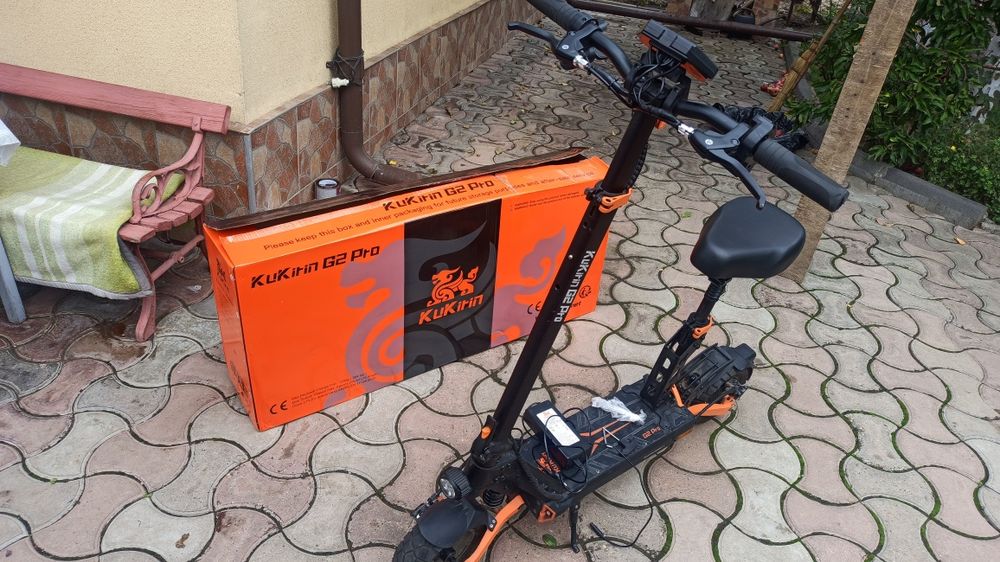 Vând trotineta kugo kirin G2 Pro 2025