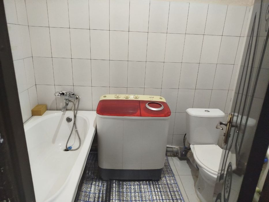 Kogonda 2 xonali uy ijaraga beriladi.