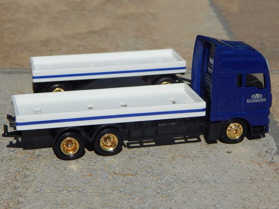 Macheta camion MAN TGA 2000 + remorca Kulmbacher scara 1:87