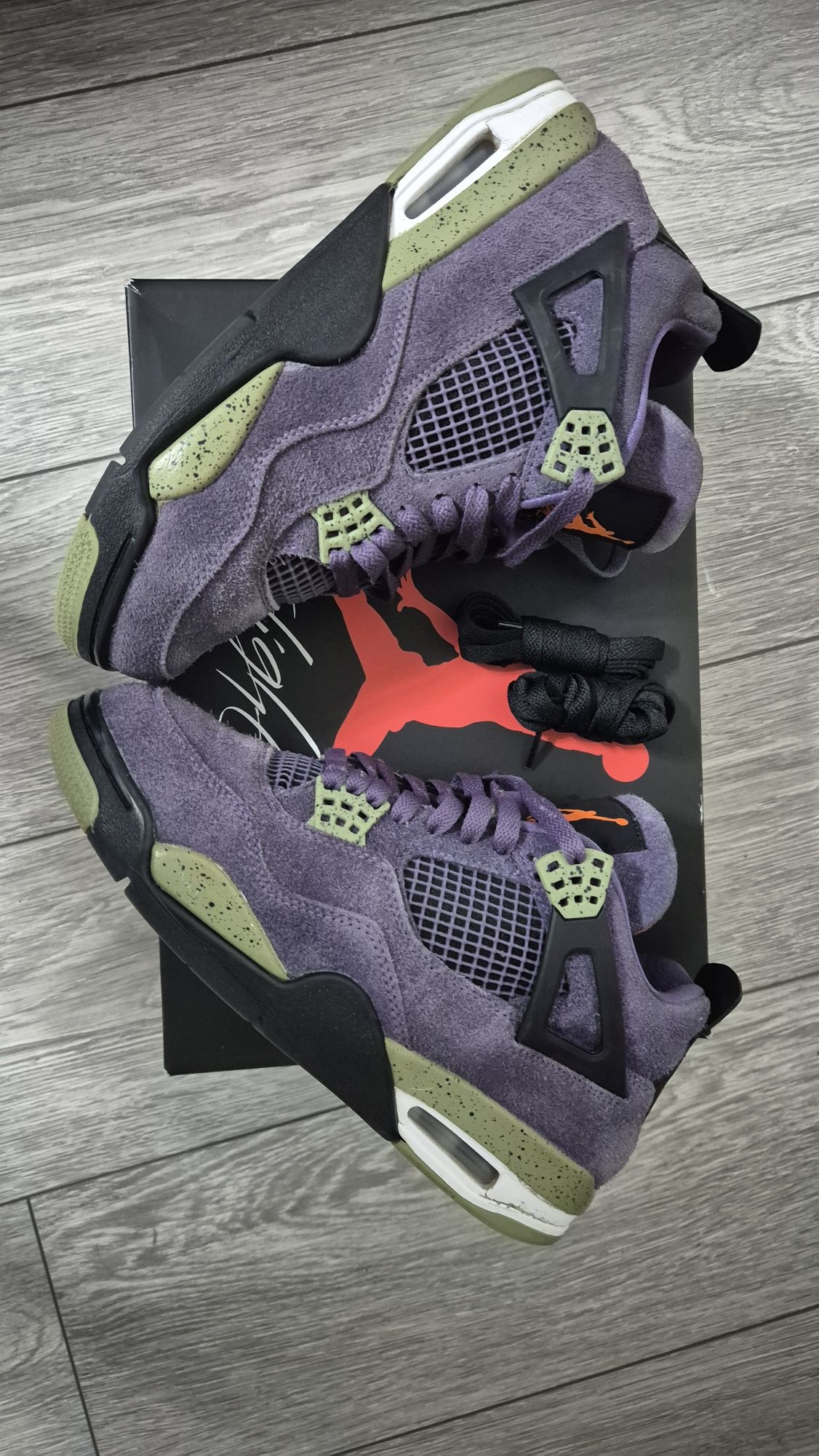 Jorden 4 retro canyon purple