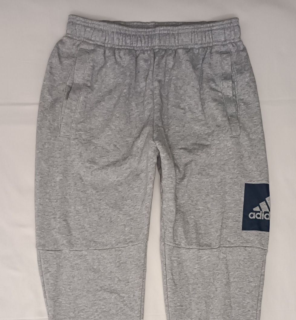 Adidas Essentials Logo Pants оригинално долнище M Адидас памук спорт