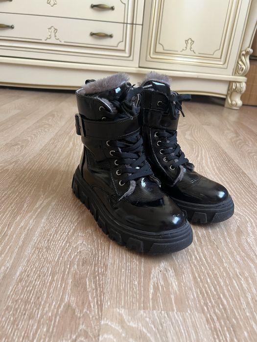 Продам Зимние ботинки, Турция, 33 размер