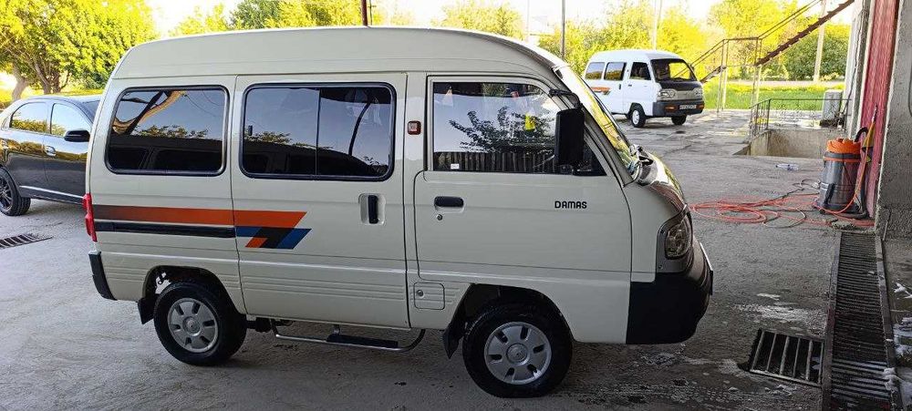 Dama2016 yil. Oldinida kraskasi bor 120 ming yurgan narxi 60 mln