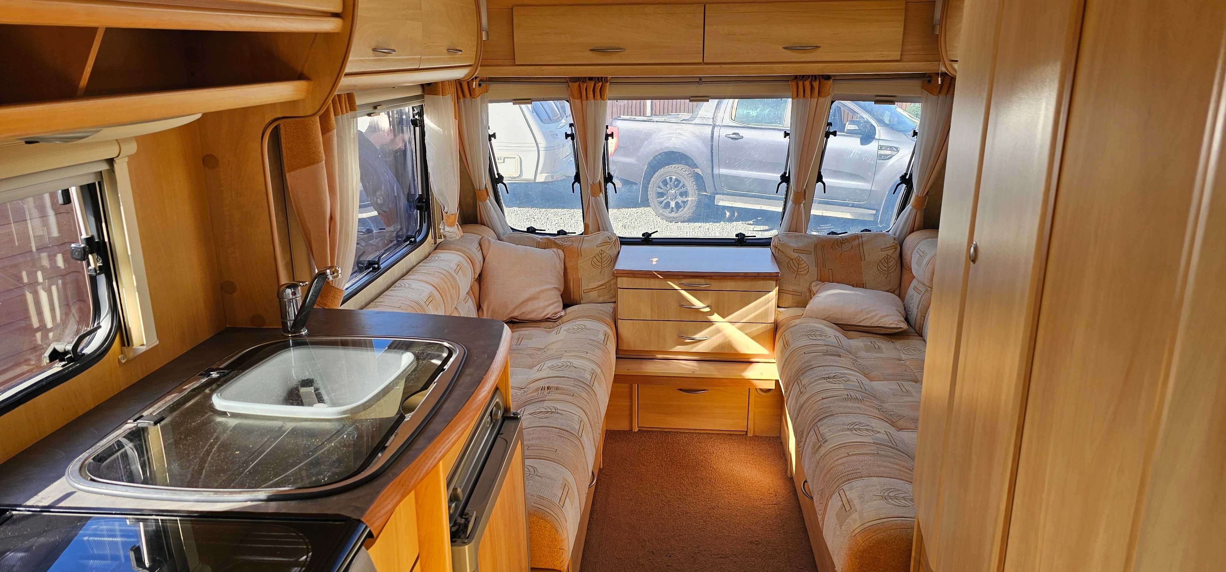 Продавам Каравана - SWIFT Sterling Europe 2004 - напълно оборудвана