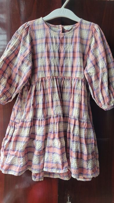 2 rochite next, 4-5 ani