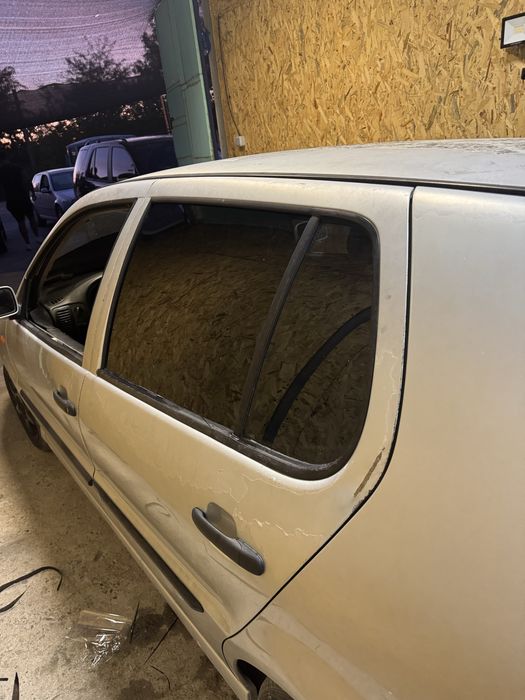 Затъмняване на призорци полираме на фарове автомобилен дерталинг