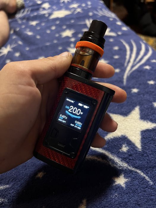 Vand țigara elecronica smok majestik