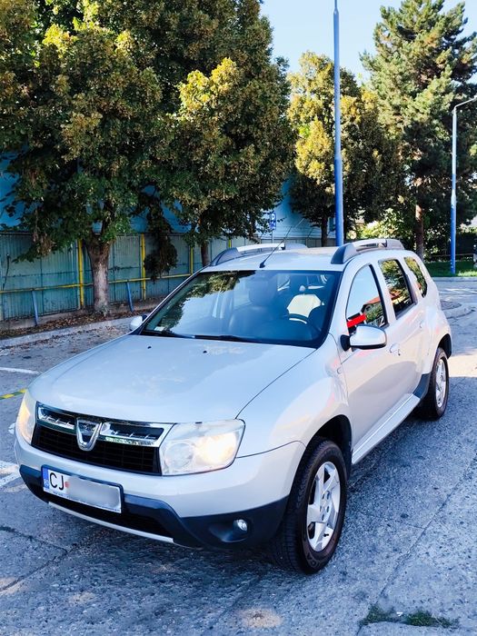 Vând mașina Dacia Duster Prestige