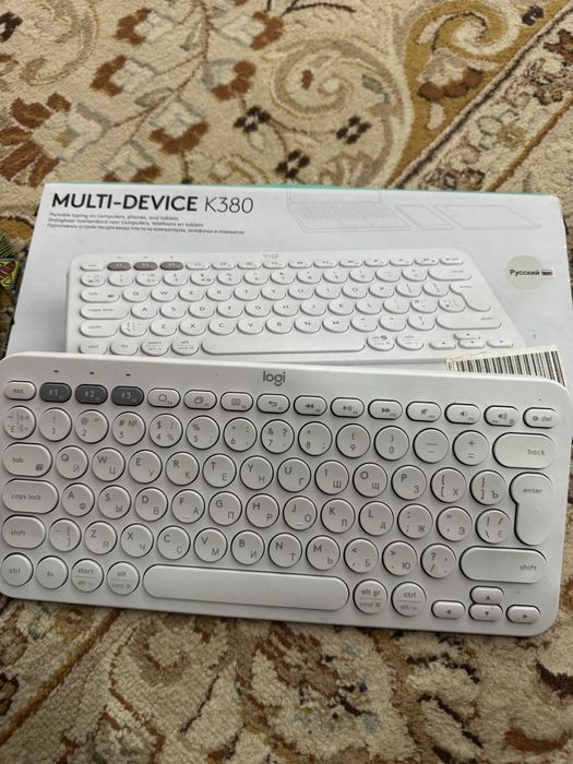 Клавиатура новая, продается так как не пользуемся.