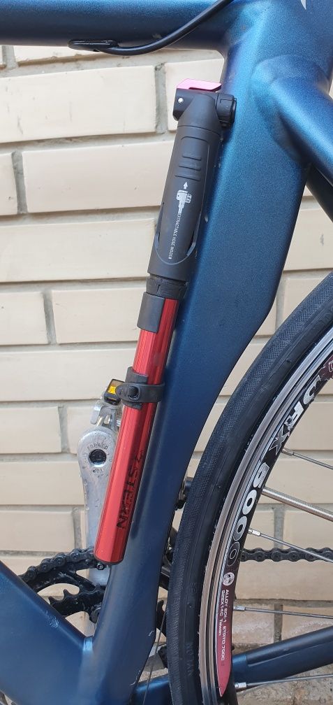 Продаётся американский шоссейный велосипед SPECIALIZED