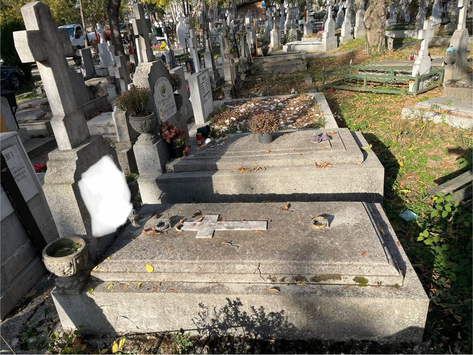 Vand Loc de Veci Mormant Cripta Cimitirul Bellu Catolic
