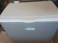 Хладилник Sibir на газ/12v и 220v
