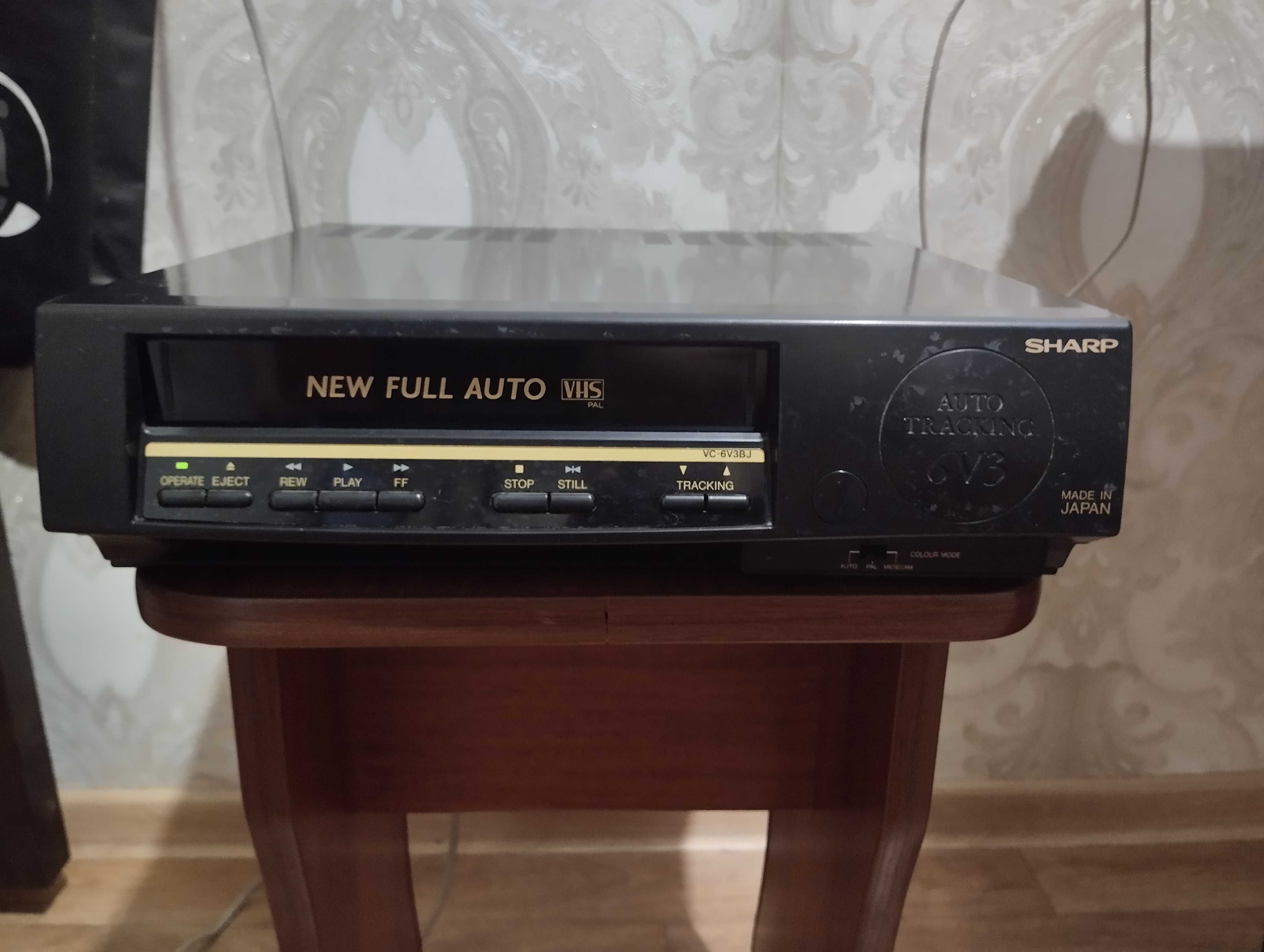 Видеомагнитофон VHS SHARP VC-6V3BJ. Япония. 80-е