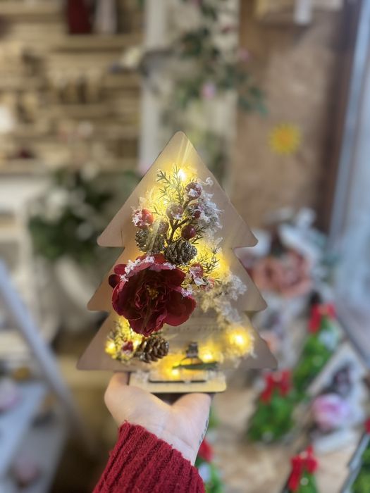 Ръчно изработени Коледни елхи