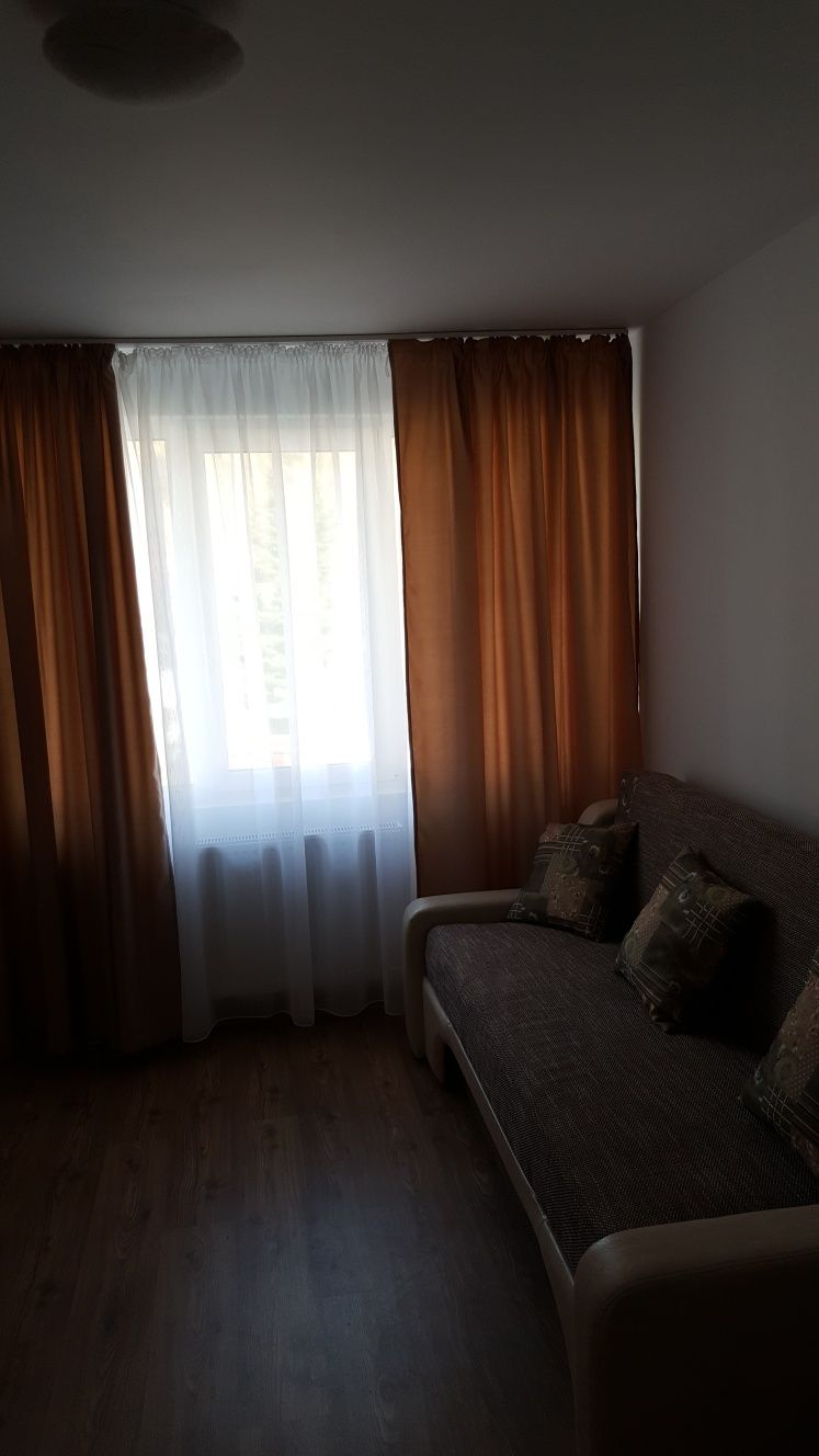 Închiriez apartament  2 camere   94817