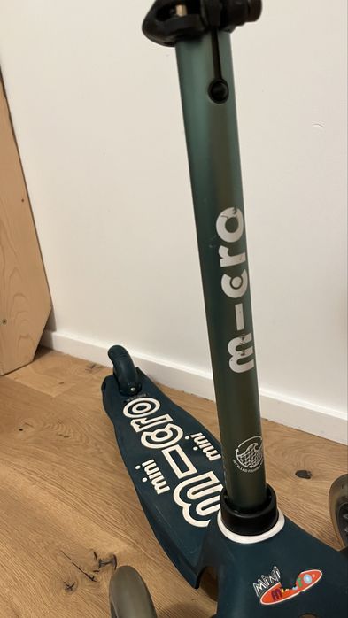 Тротинетка Micro Mini Deluxe детска зелена