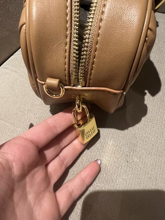 Чанта по модел на Miu Miu-Arcadie