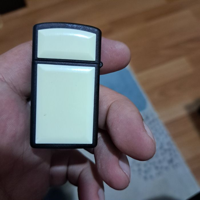 Bricheta Zippo Nos