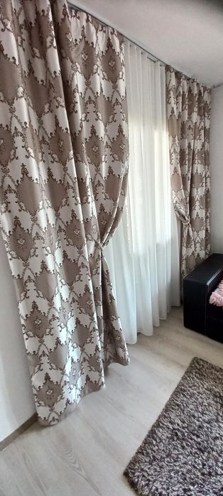 Draperii cu model elegant set de 2 bucati
