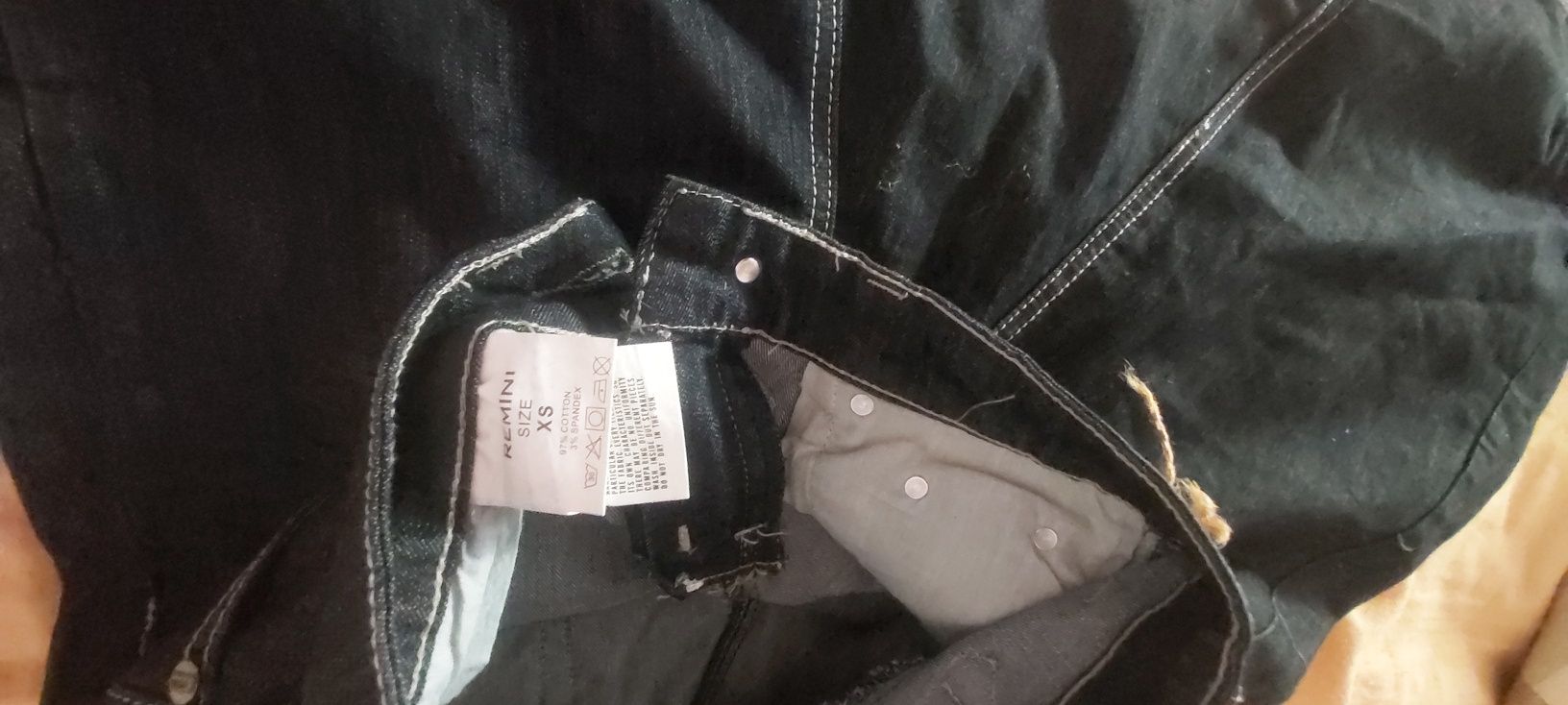 Pantaloni blugi negri 3sferturi/midi bufanti/salvari noi cu eticheta