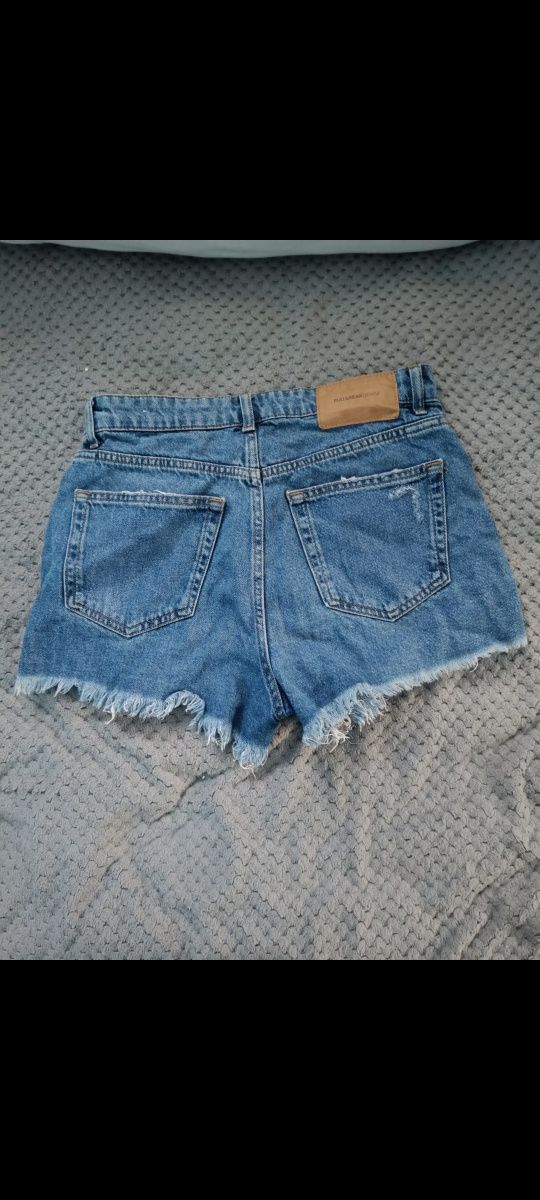 Pantaloni scurți de blugi cu rupturi Pull & Bear – albastru denim