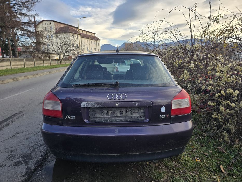 Vând Audi A3 8L motor defect