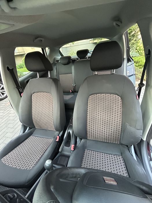 Vând Seat Ibiza