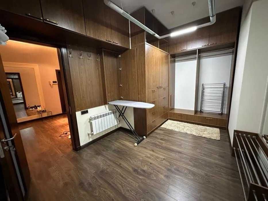 Elegant   176м2 прощадь люксовый ремонт отличная локация нукусская ;