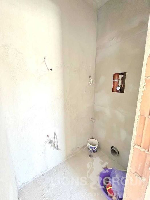 Продава се Тристаен апартамент в Варна, Левски - 83 кв.м за 2639 €/кв.м - Снимка #5